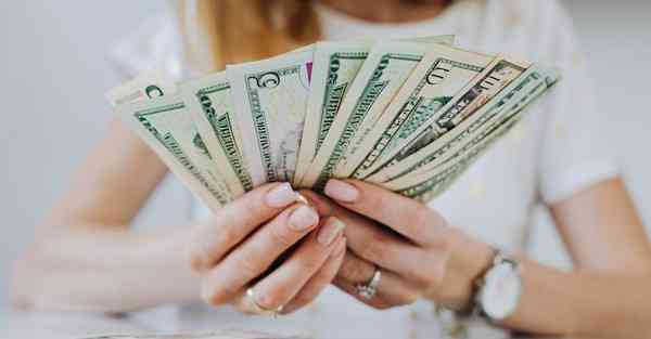 画画过程动漫人物图片