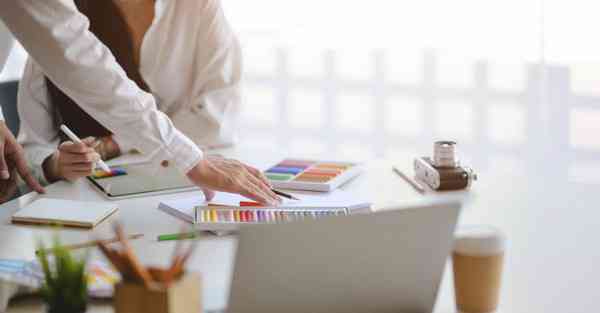 画画过程动漫人物图片