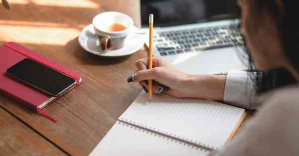 如何制作小丑动画_如何制作小程序教程